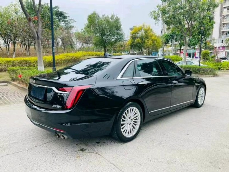 东莞20年凯迪拉克CT68