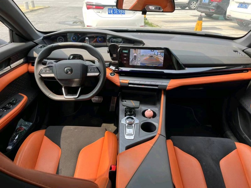 佛山24年长安汽车UNI-V5