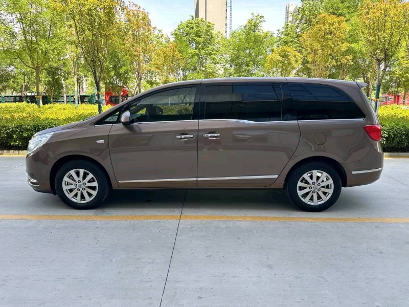 济宁20年别克GL84