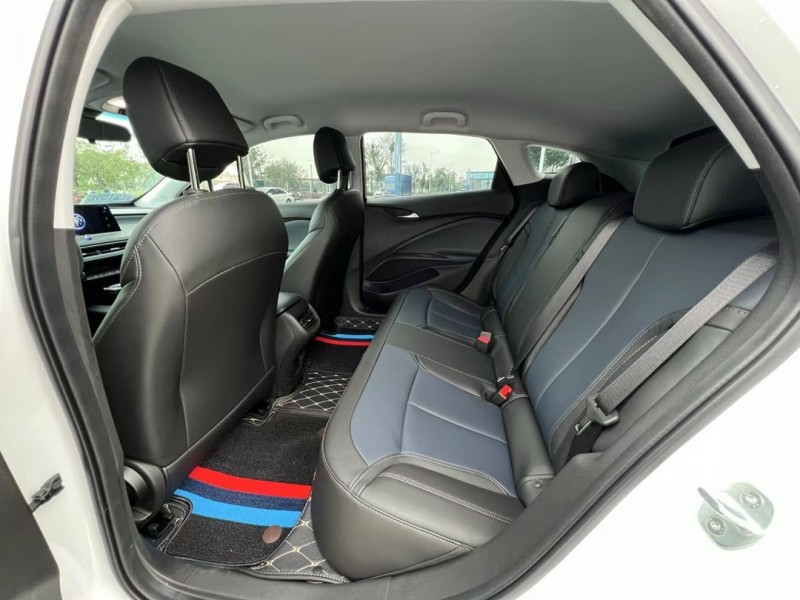 东莞23年别克微蓝5