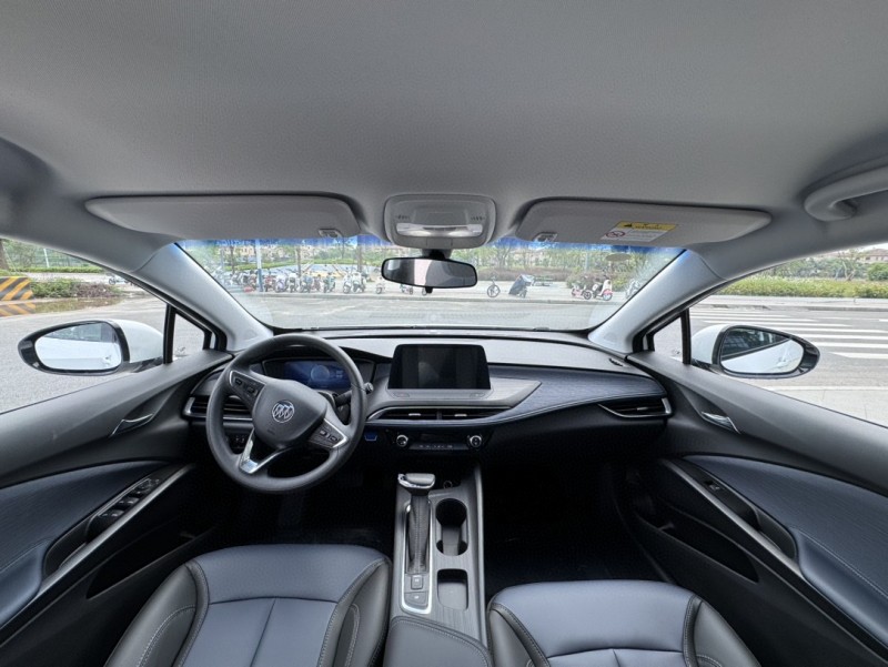 东莞24年别克微蓝7