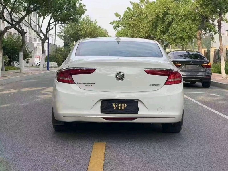 廊坊16年别克君越7