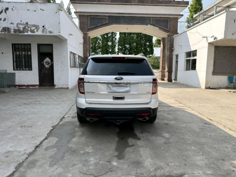 徐州15年福特探界者9