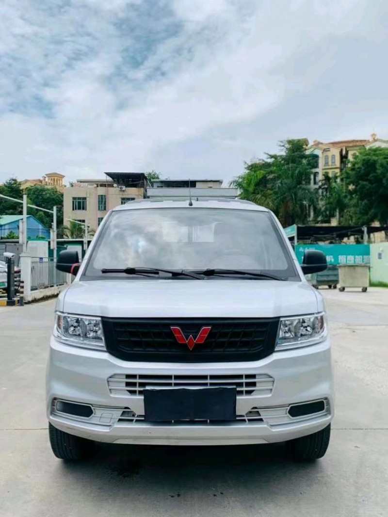 東莞22年五菱汽車榮光2