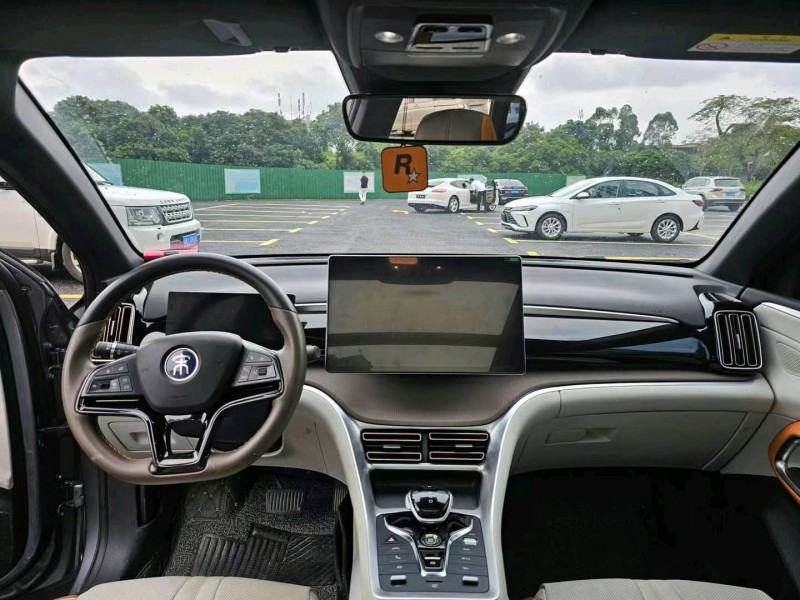 东莞23年比亚迪宋3