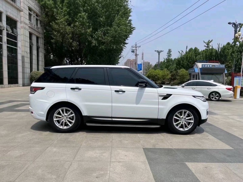 枣庄17年路虎揽胜运动8