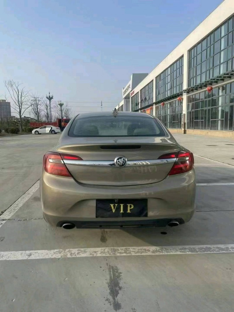 徐州15年别克君威5