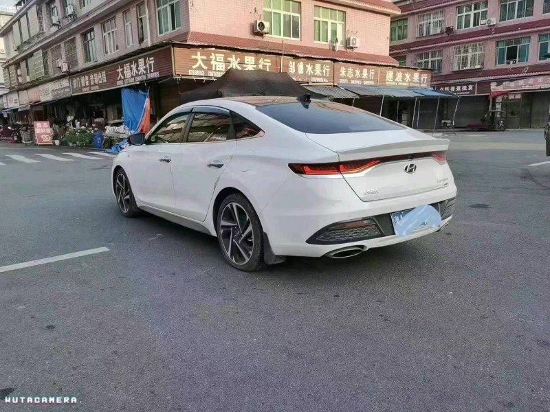 邵阳20年现代菲斯塔3
