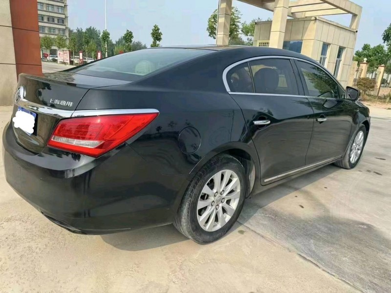 菏泽15年别克君越6