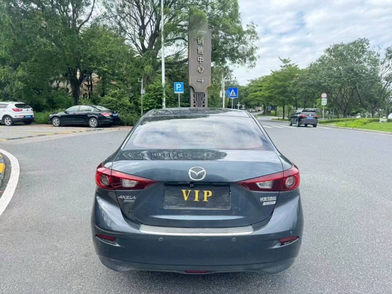 佛山16年马自达昂克赛拉8