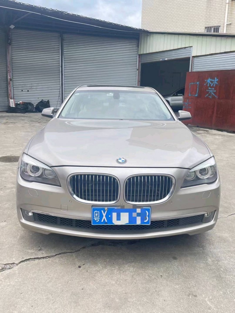 佛山12年宝马7系1