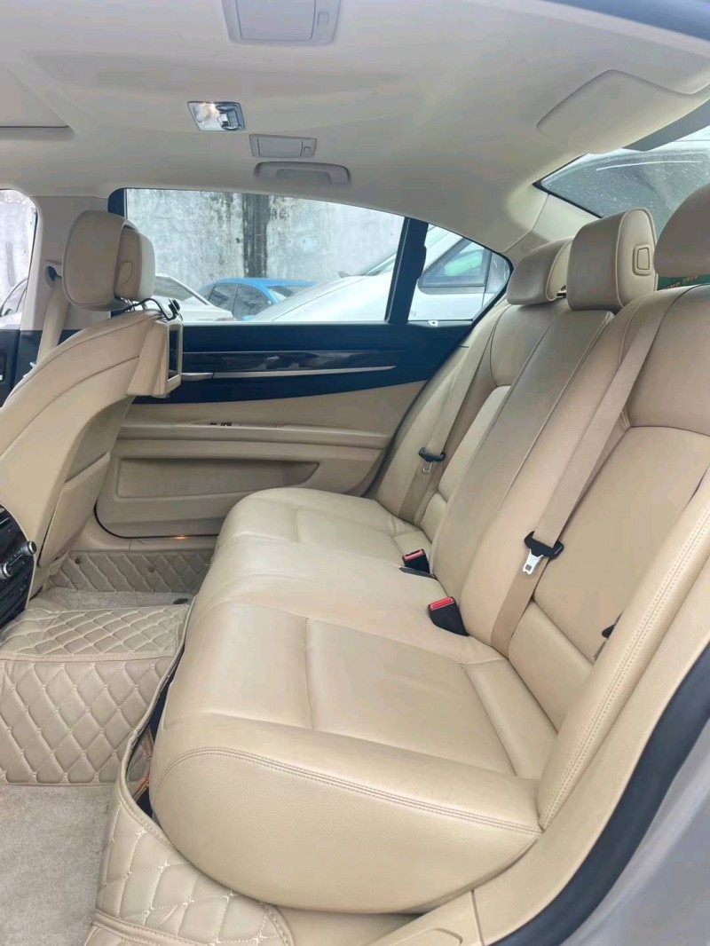 佛山12年宝马7系6