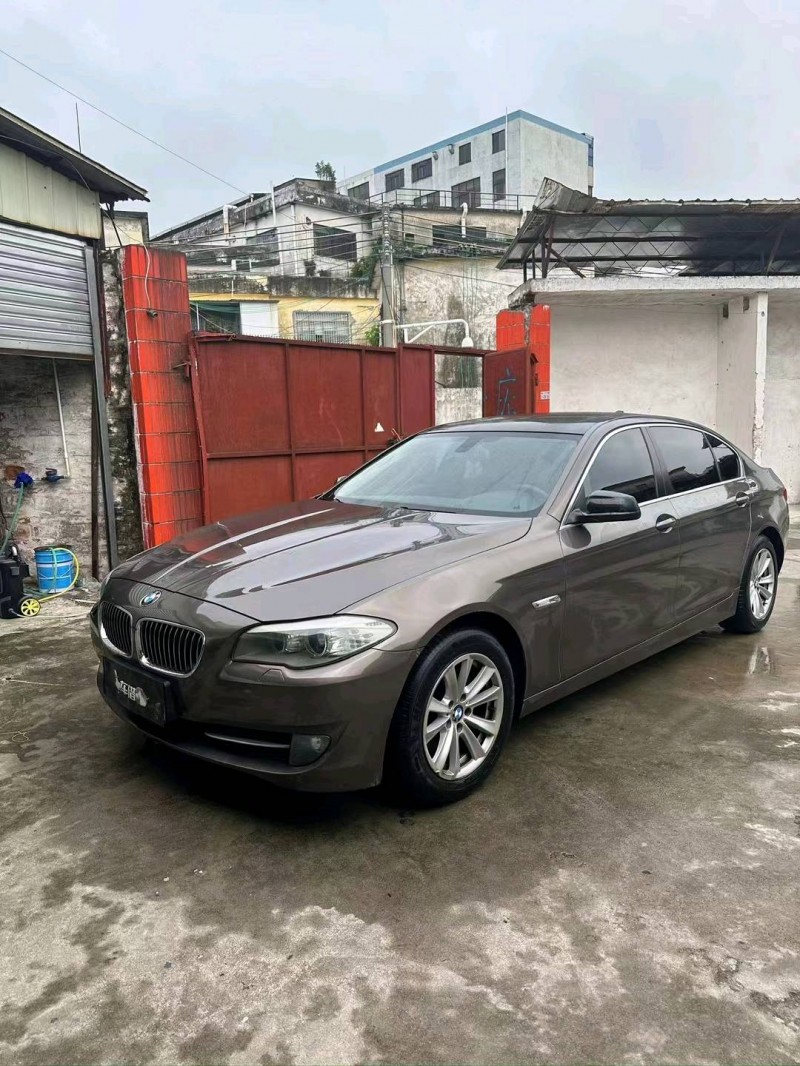 佛山13年宝马5系3