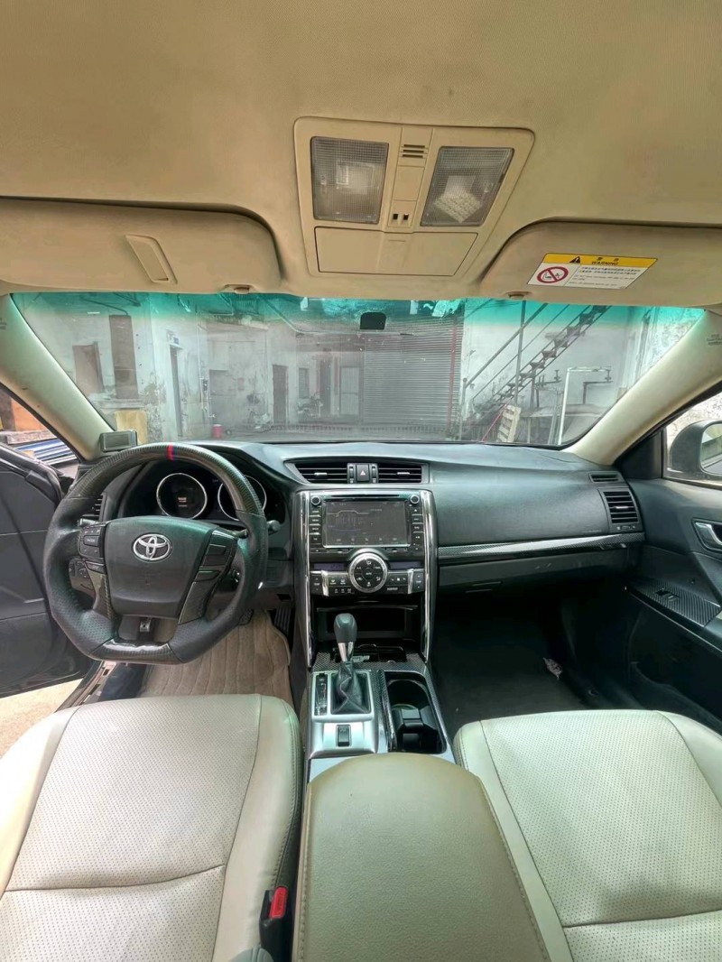 佛山16年丰田锐志5