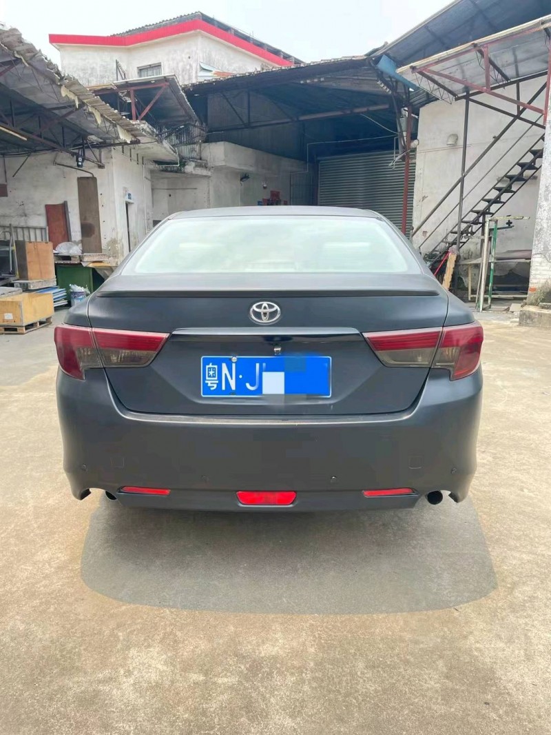 佛山16年丰田锐志7