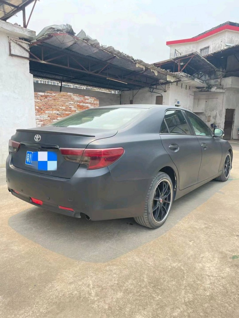 佛山16年丰田锐志8