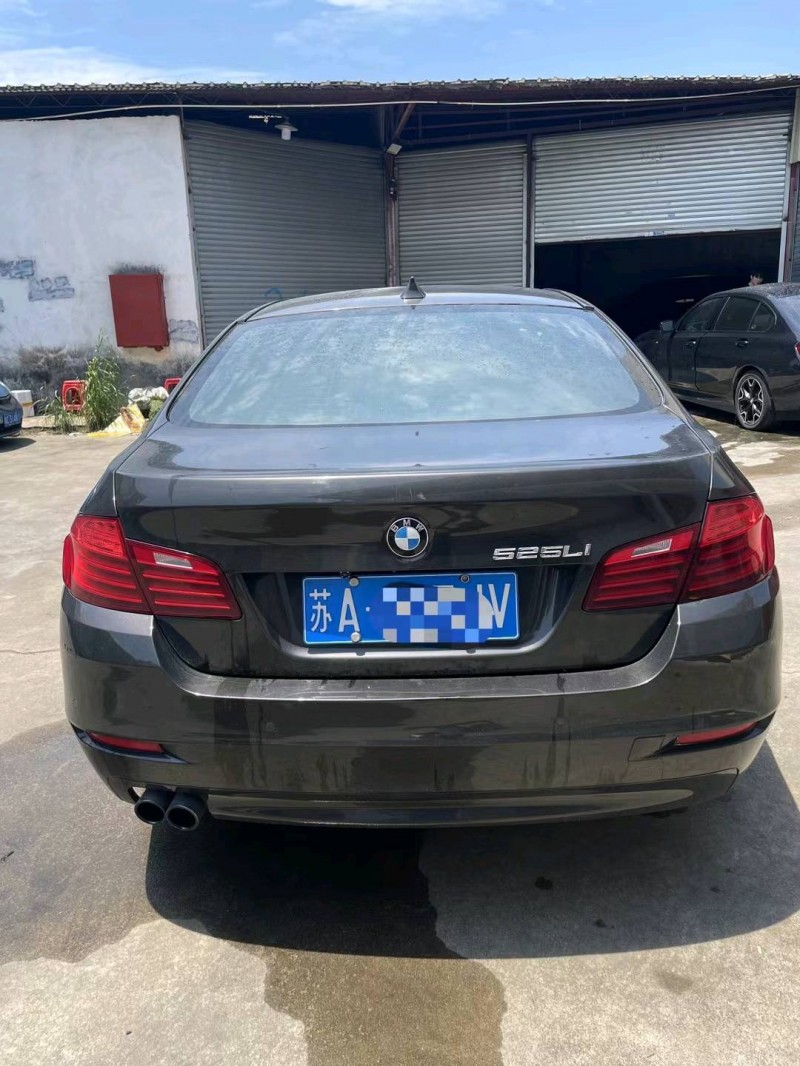 佛山16年宝马5系3