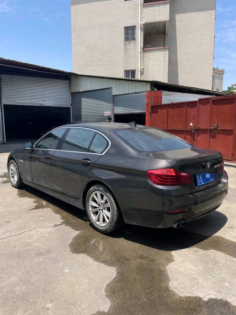 佛山16年宝马5系9