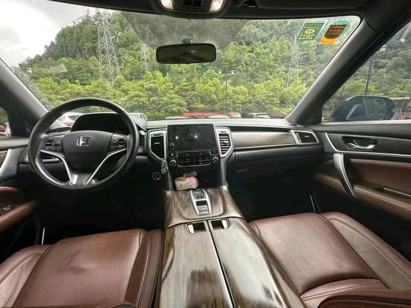 重庆20年本田冠道3