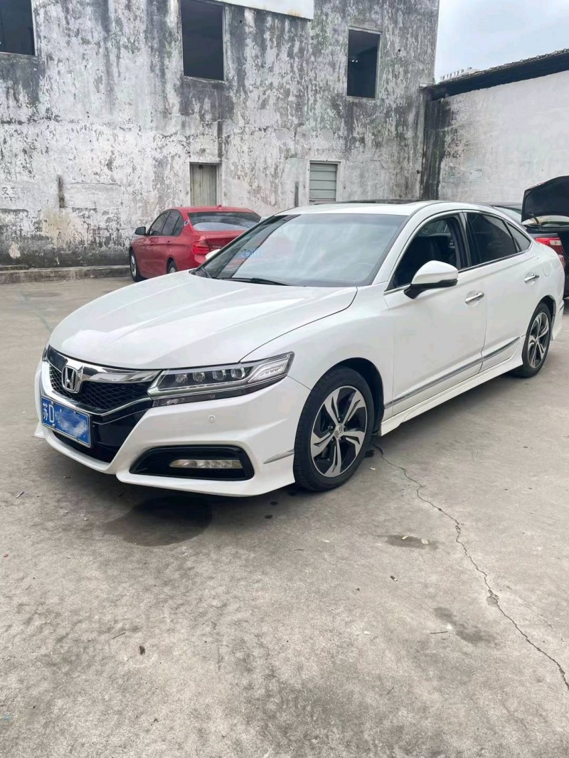 佛山17年本田思铂睿2