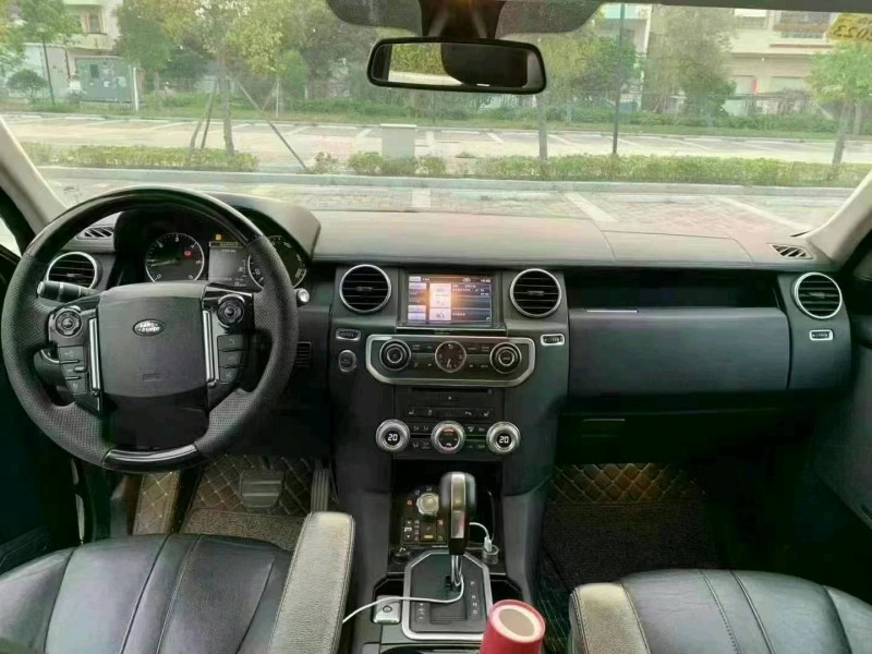 中山12年路虎发现4