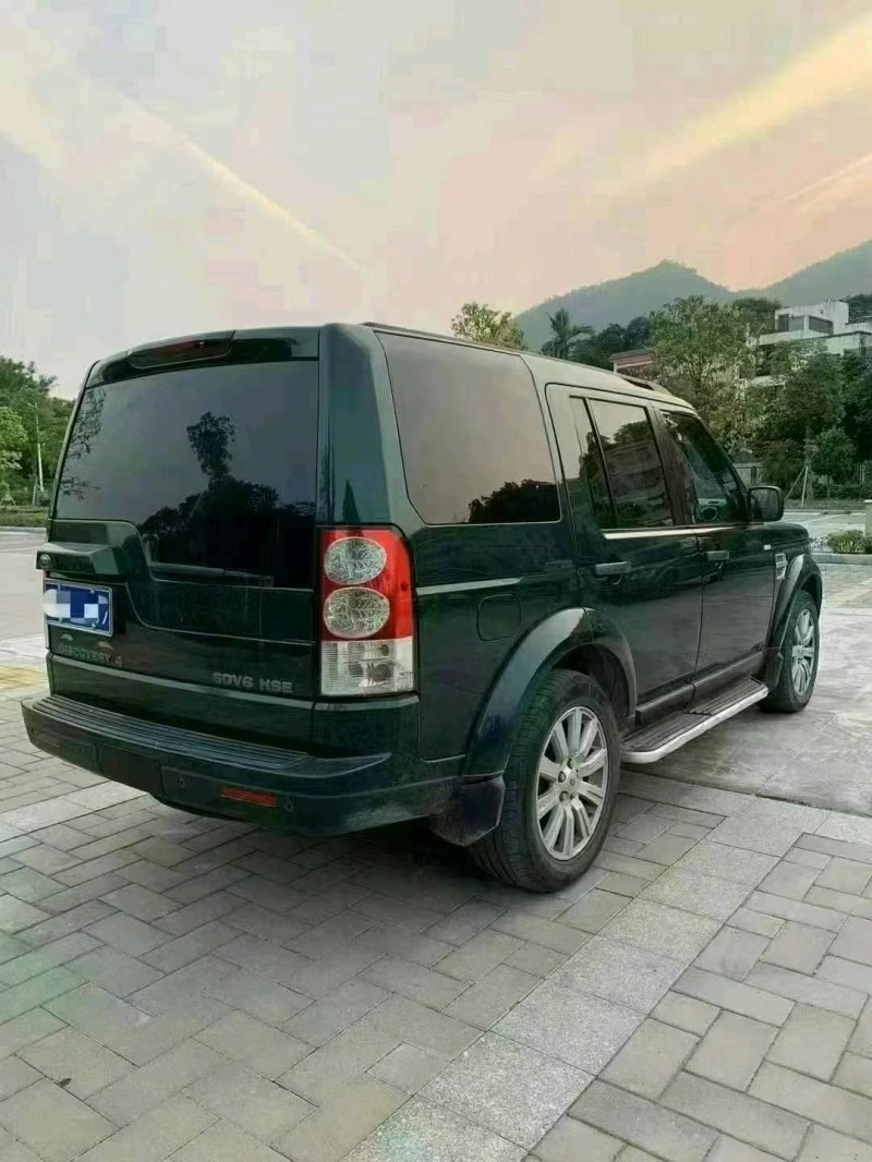 中山12年路虎发现6