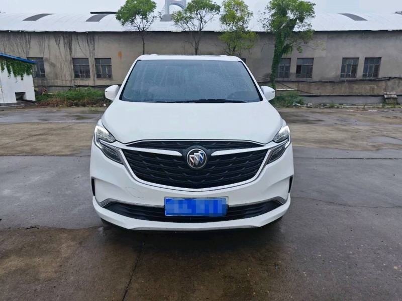 襄陽22年別克GL81