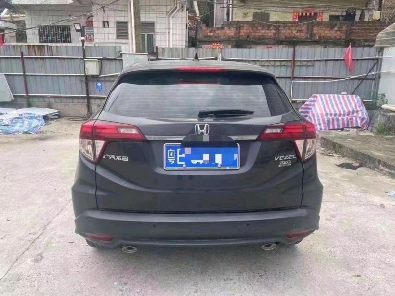 中山22年本田缤智5