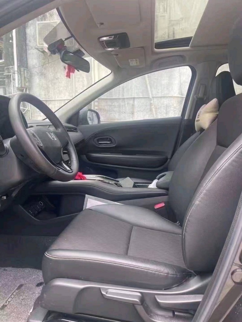 中山22年本田缤智8