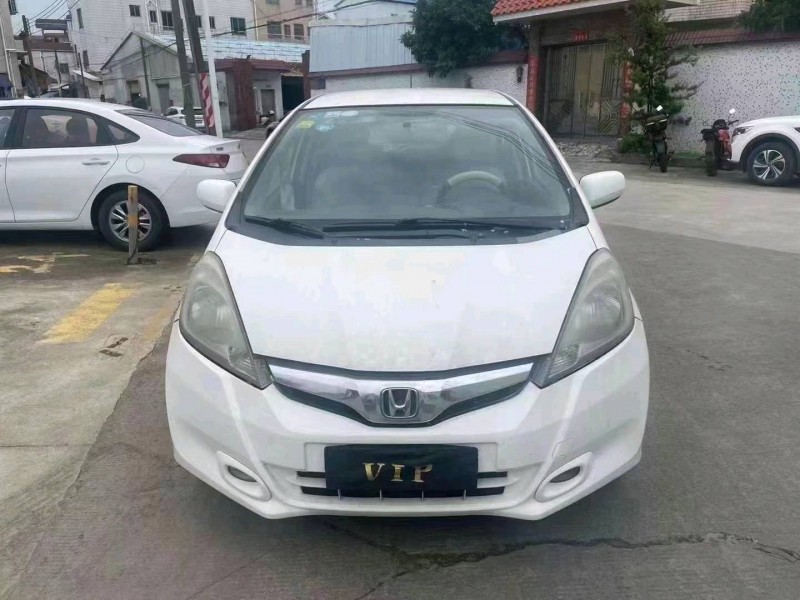 汕头13年本田飞度1