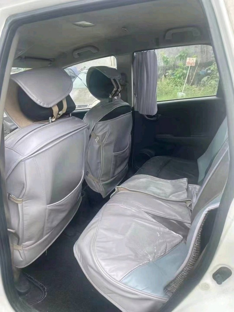 汕头13年本田飞度3