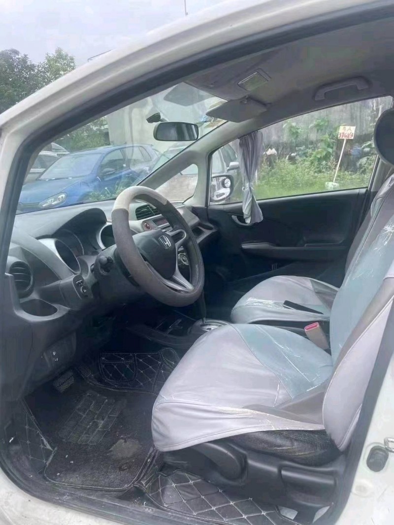 汕头13年本田飞度8