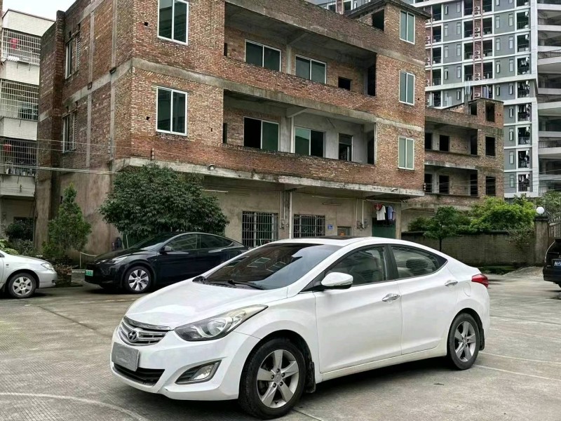 广州13年现代朗动3