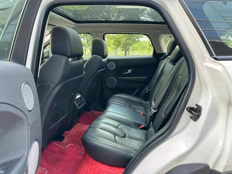 东营15年路虎极光6