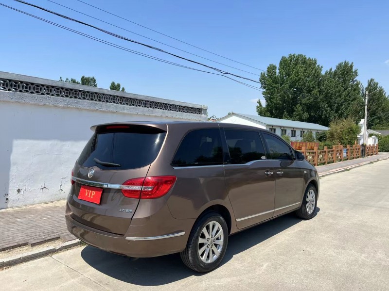 青岛19年别克GL85