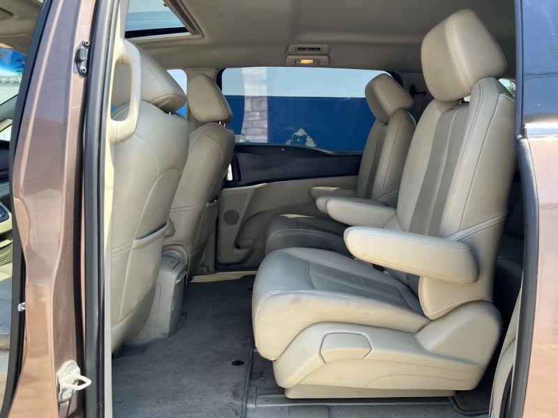 青岛19年别克GL86