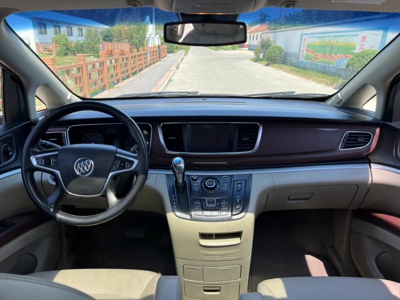 青岛19年别克GL88