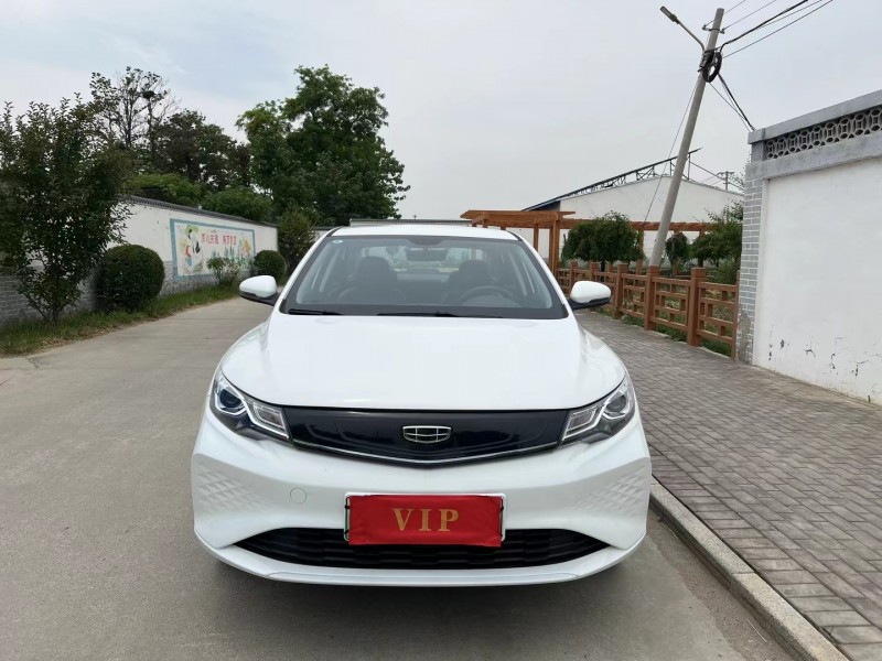 青岛24年吉利帝豪EV1