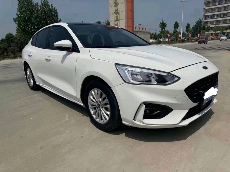 菏泽19年福特福克斯3