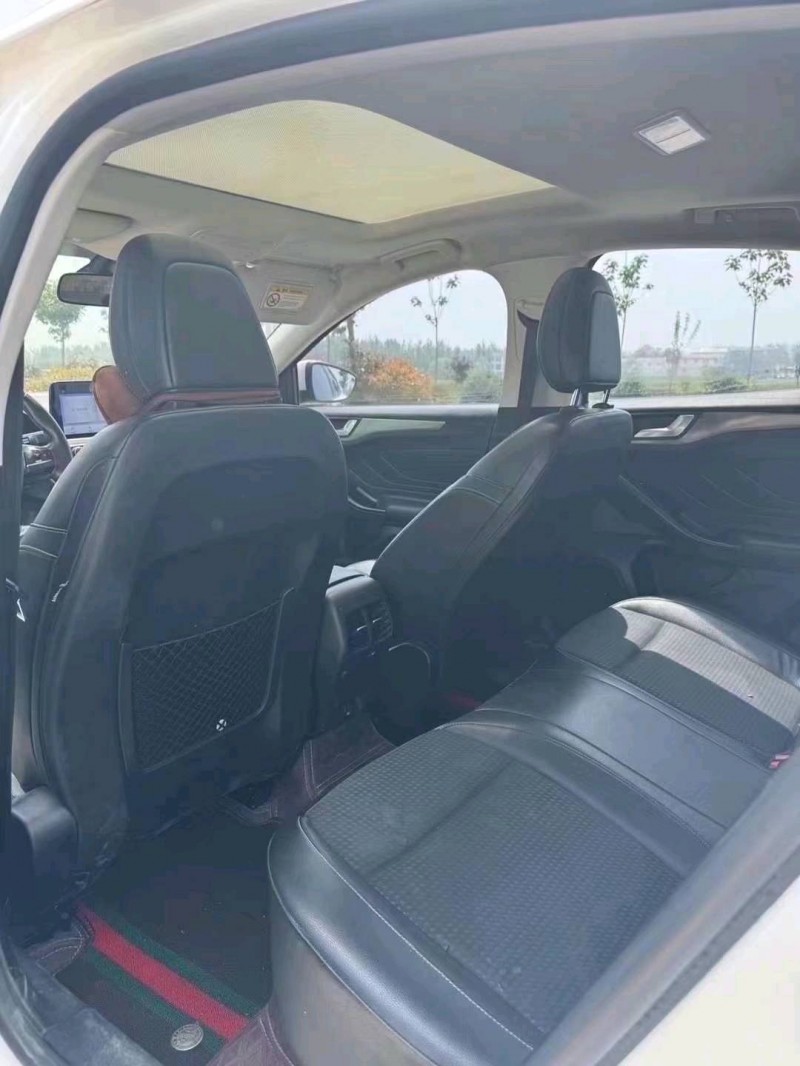 菏泽19年福特福克斯8