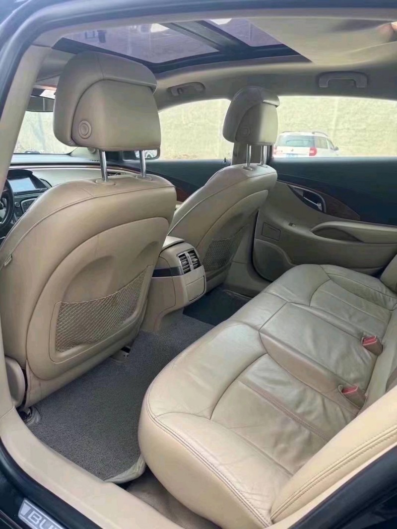 菏泽12年别克君越5