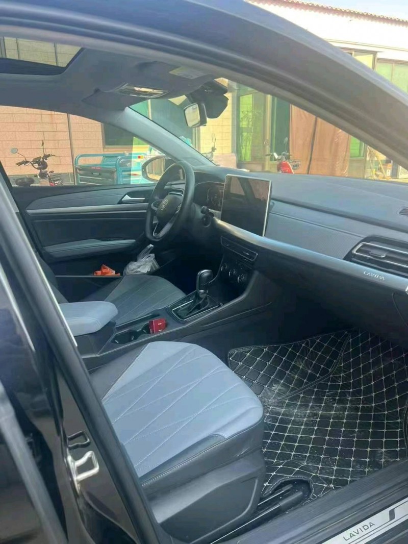 保定22年大众朗逸4