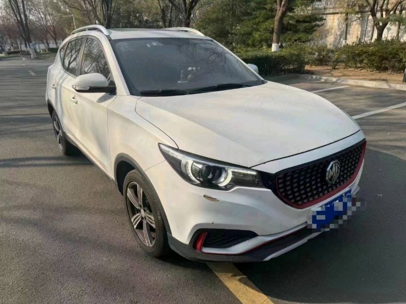 青岛17年名爵ZS3