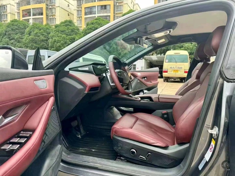 梧州23年長安汽車深藍8
