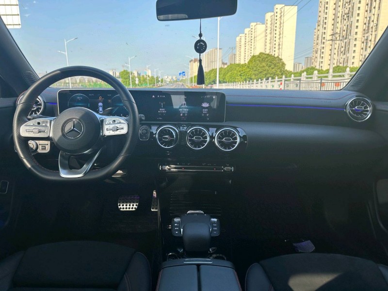 苏州20年奔驰CLA4