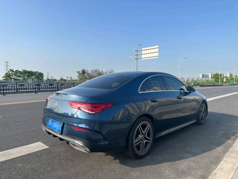 苏州20年奔驰CLA7