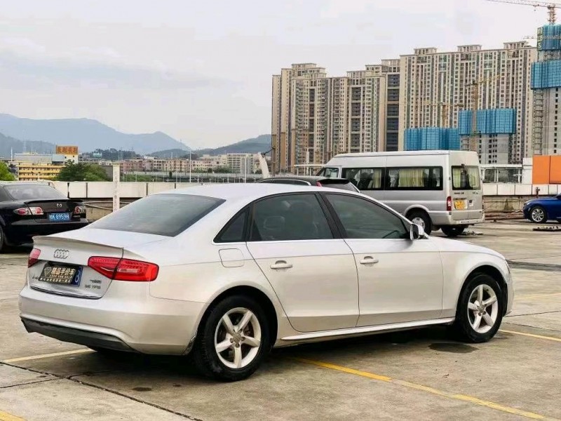 东莞13年奥迪A4L7