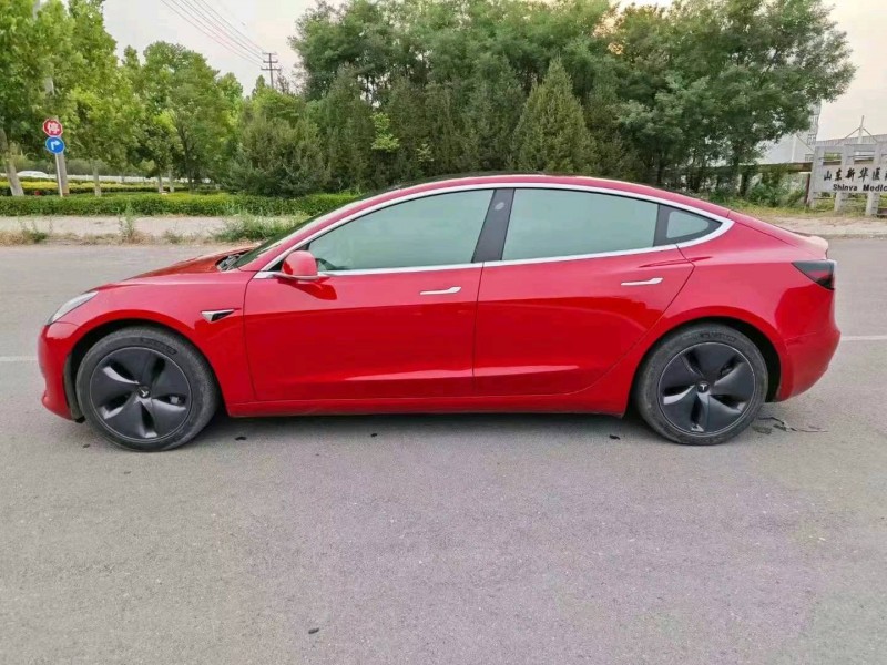 紹興20年特斯拉MODEL 33