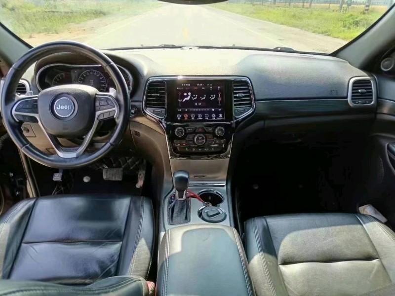 淄博20年Jeep大切诺基4