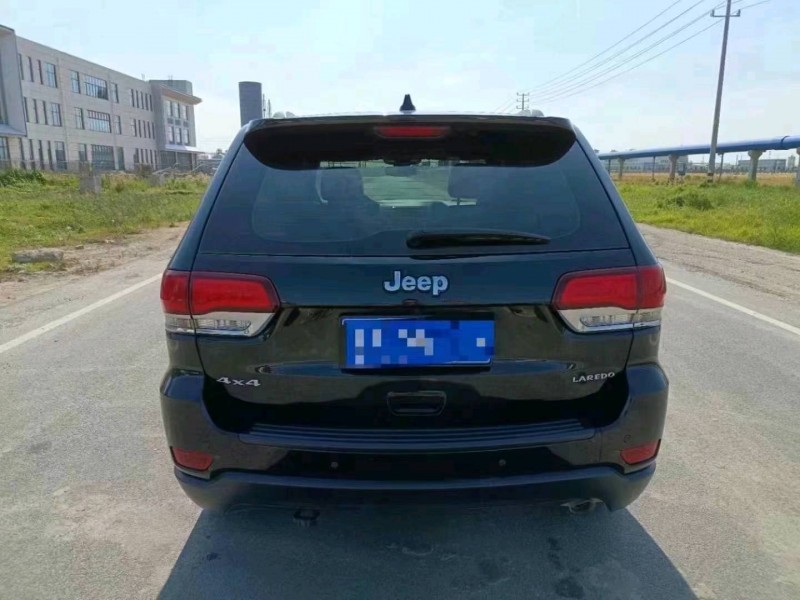 淄博20年Jeep大切诺基6